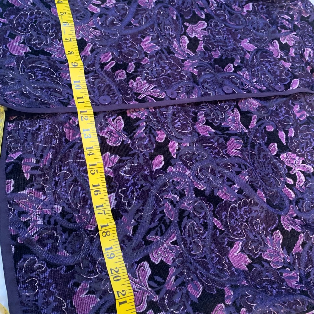 XL Coldwater Creek Blazer,Purple and Black Floral. SilverThreading,Slenderizing! - Picture 11 of 15